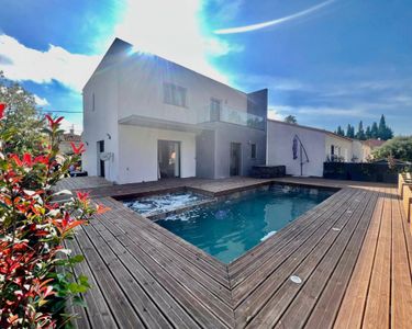 Villa 6 pièces 150 m²