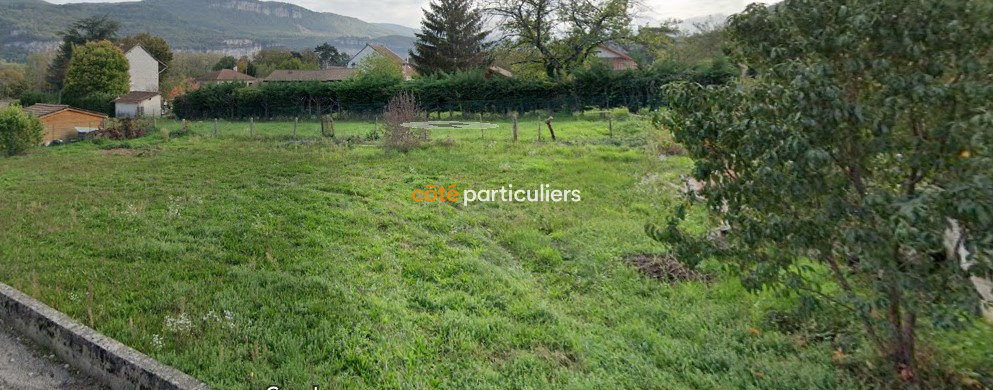 Terrain non viabilisé de 442 m² libre constructeur