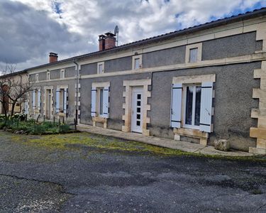 Propriété 4 pièces 140 m²