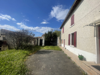 Maison 7 pièces 230 m² 