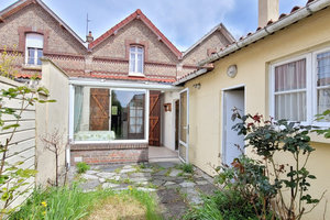 ABBEVILLE MAISON 90M² - 2 CHAMBRES ET JARDIN - QUARTIER CALME