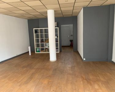 Local commercial tourcoing hypercentre