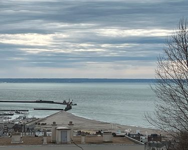 Exceptionnel terrain vue mer avec permis de construire