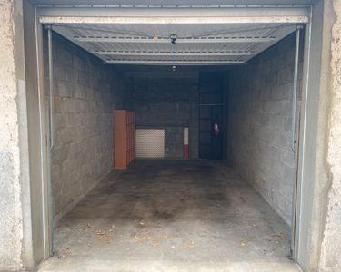 Box garage 16m2 centre-ville