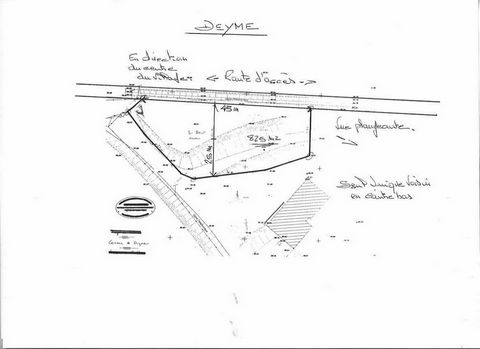 Terrain constructible préservé et sans vis à vis.