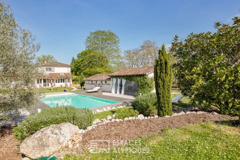 Domaine de charme avec piscine à l'abri des regards