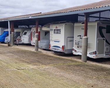 Hivernage camping car et caravanes