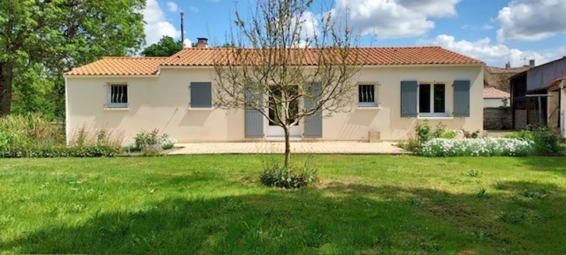 Dpt Charente Maritime (17), viager à vendre CRAMCHABAN maison P5