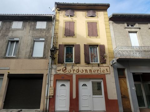 Immeuble composé de deux logements