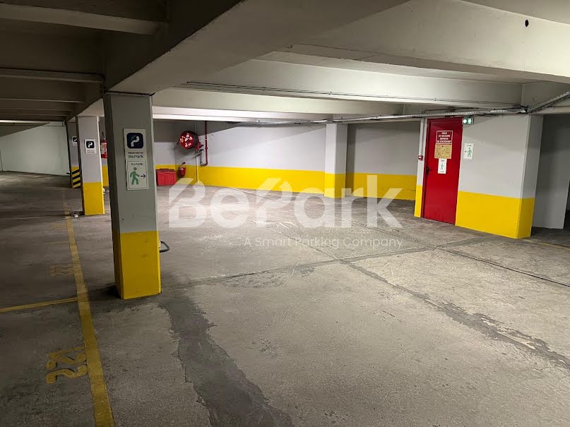 Parking - Garage Location Marseille 2e Arrondissement  12m² 110€