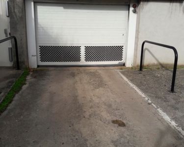 Location garage box parking sécurisé Chenove