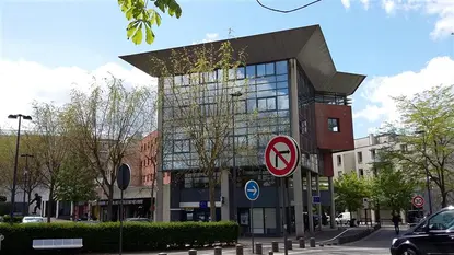 LE WALTER - Bureaux à louer proche du RER A TORCY et de BAY 1&2 