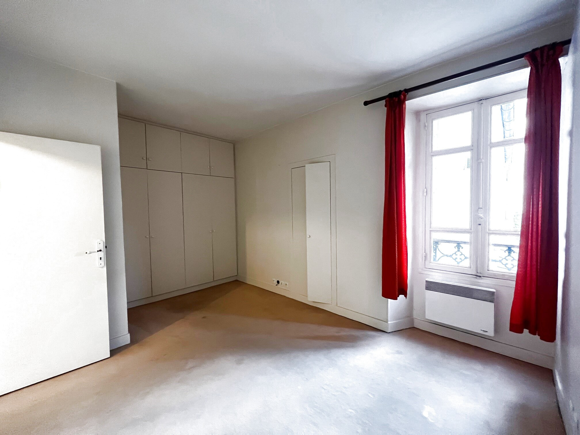 Appartement de 56.06m2 en vente 585000 EUR à Paris 15