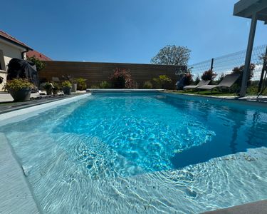 Maison neuve - Piscine chauffée 