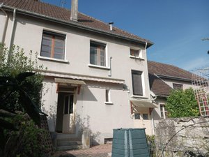 Maison 7 pièces 235 m²