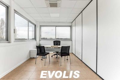 Bureaux - A LOUER - 158 m² non divisibles