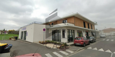 Local commercial 160 m²