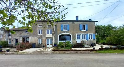 Maison + gîte rénovés avec charme, à vendre dans les Vosges 