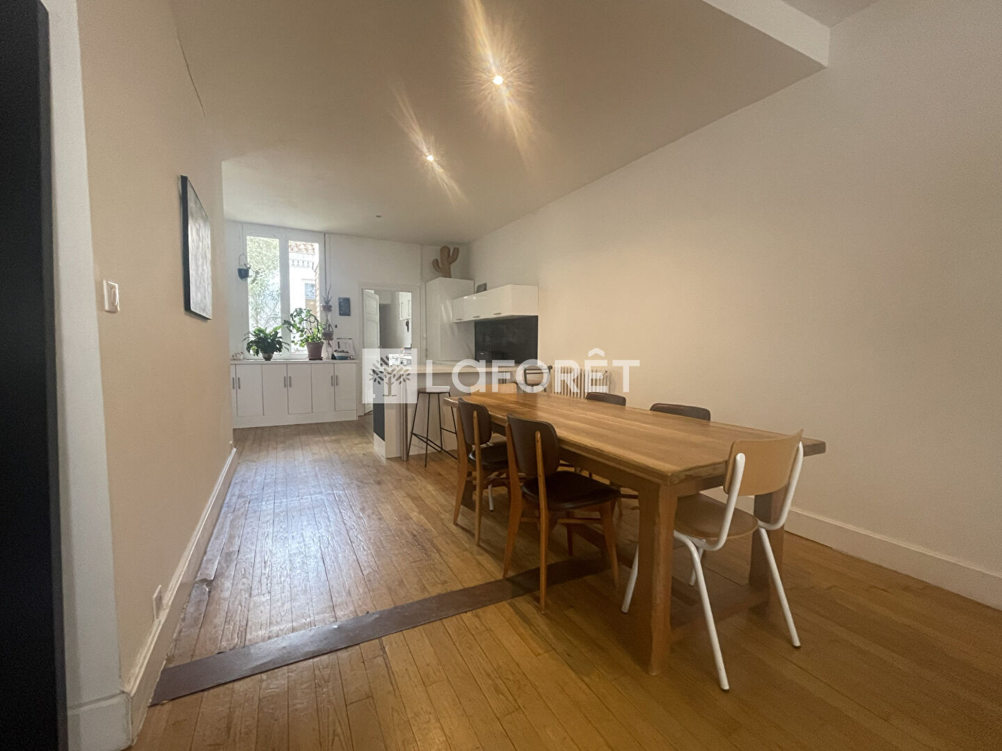 Maison 8 pièces 162 m²