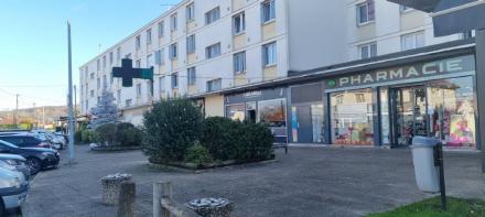 Immobilier professionnel Vente Taverny  92m² 187500€