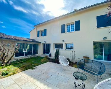 Charmante maison familiale avec jardin