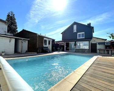 Vente maison piscine à Mouzeil