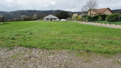 Exclu St Etienne les Remiremont Secteur Seux Terrain plat viabilisé de 845 m².