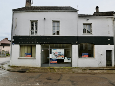 Local commercial 436 m²