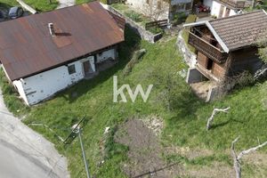 Ferme en l'état, 250m2 à rénover à Vacheresse