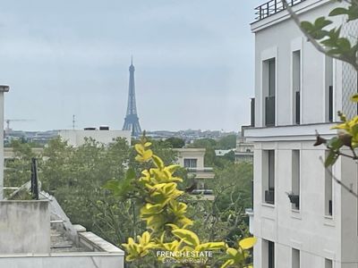 PENTHOUSE, CAVE & PARKING - NEUILLY-SUR-SEINE (92) 