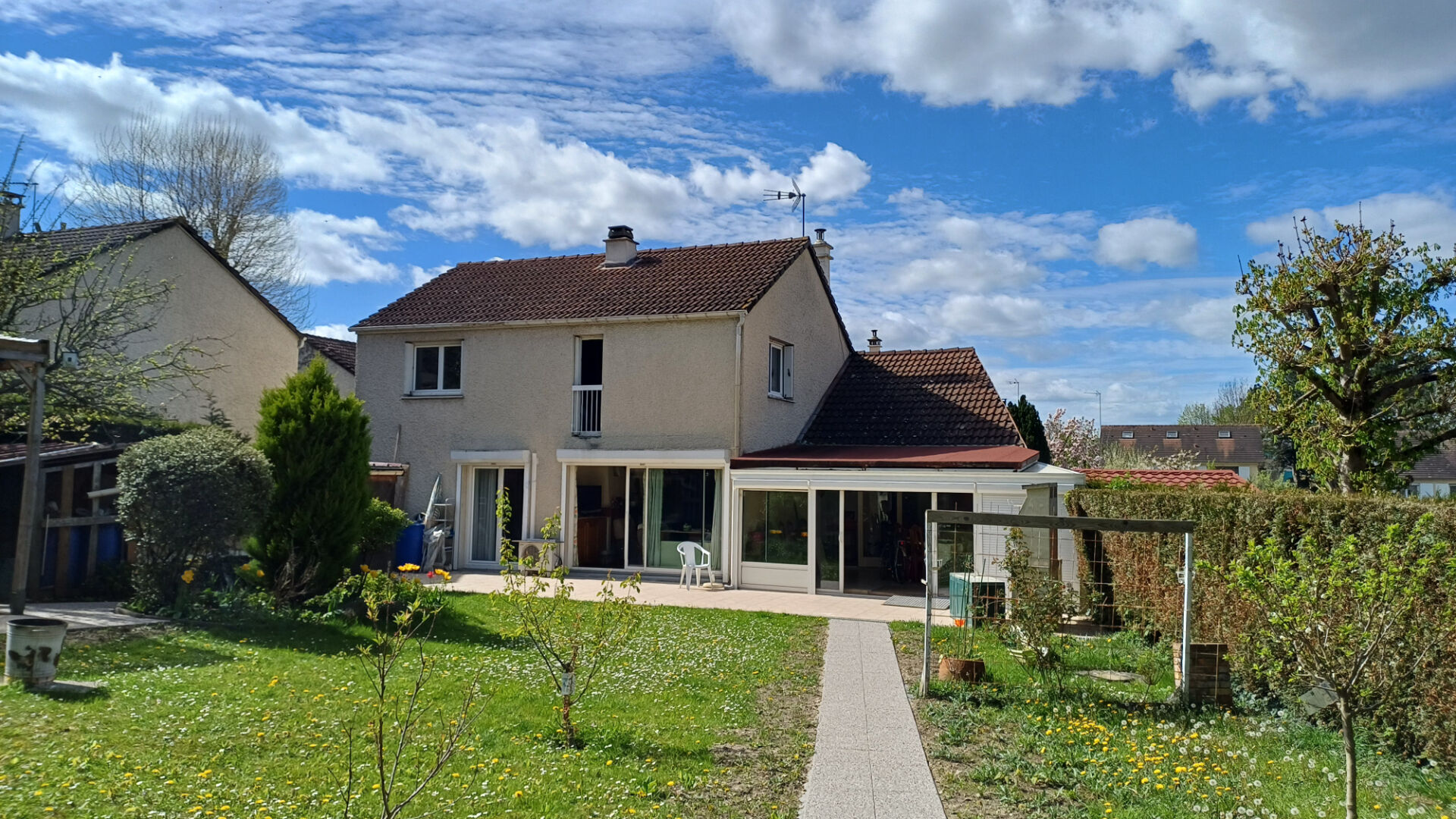 Maison 8 pièces 140 m²