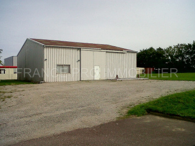 Local commercial 225 m²