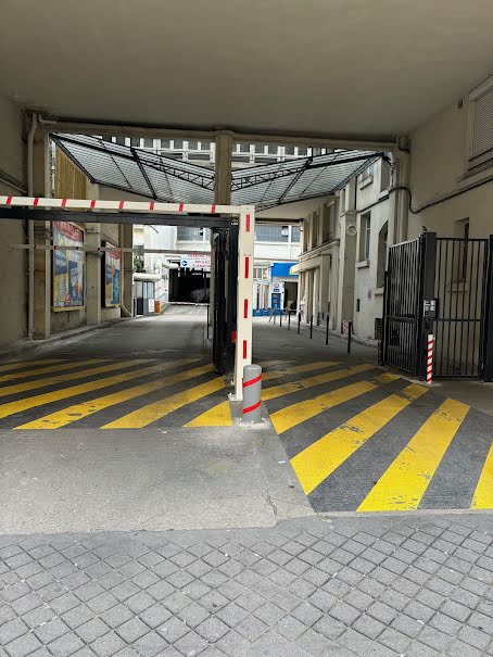 Parking - Garage Vente Paris 17e Arrondissement  12m² 30000€