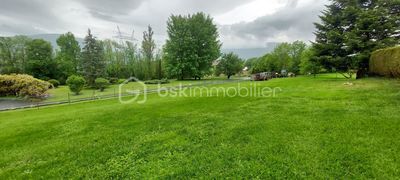 TERRAIN CONSTRUCTIBLE VIABILISE de 1 431 m² 