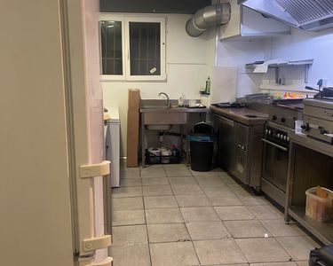 Laboratoire de cuisine ( dark kitchen)