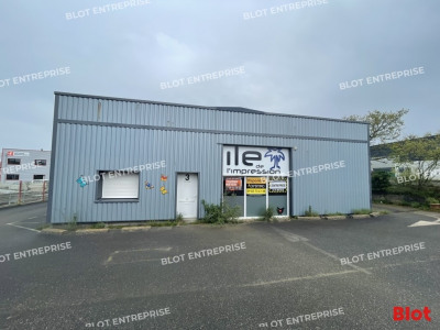 Local commercial 389 m²