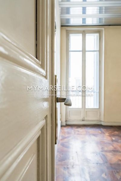 Vends T3 - 75.35m² - Marseille 13006