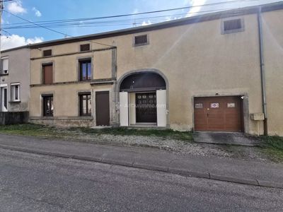 Maison de village à MEUSE