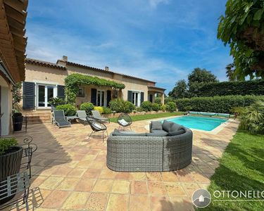 Villa 6 pièces 162 m² 