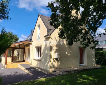 Maison 8 pièces 160 m²