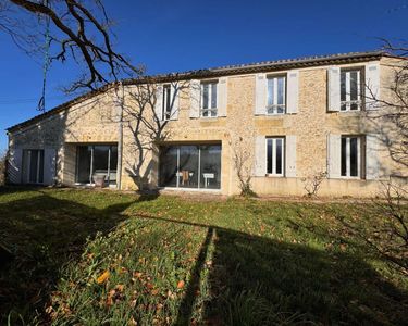 Maison Vente Fargues-Saint-Hilaire 8p 302m² 595000€