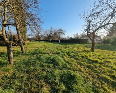 Terrain 940 m² Saint Verand