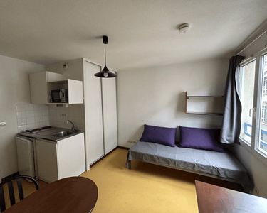 Studio 1 pièce 19 m²