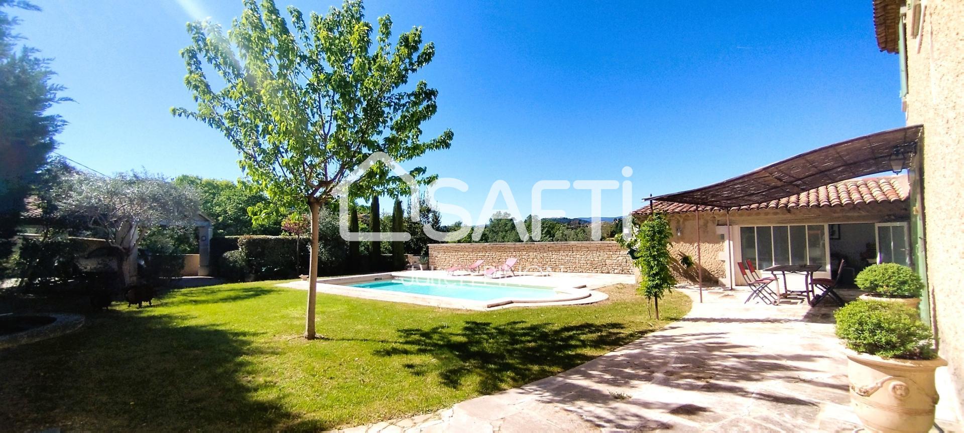 BASTIDE DU 18 éme Siècle de 309 m² avec Piscine