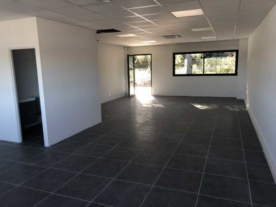 Bureaux - A LOUER - 72 m² non divisibles