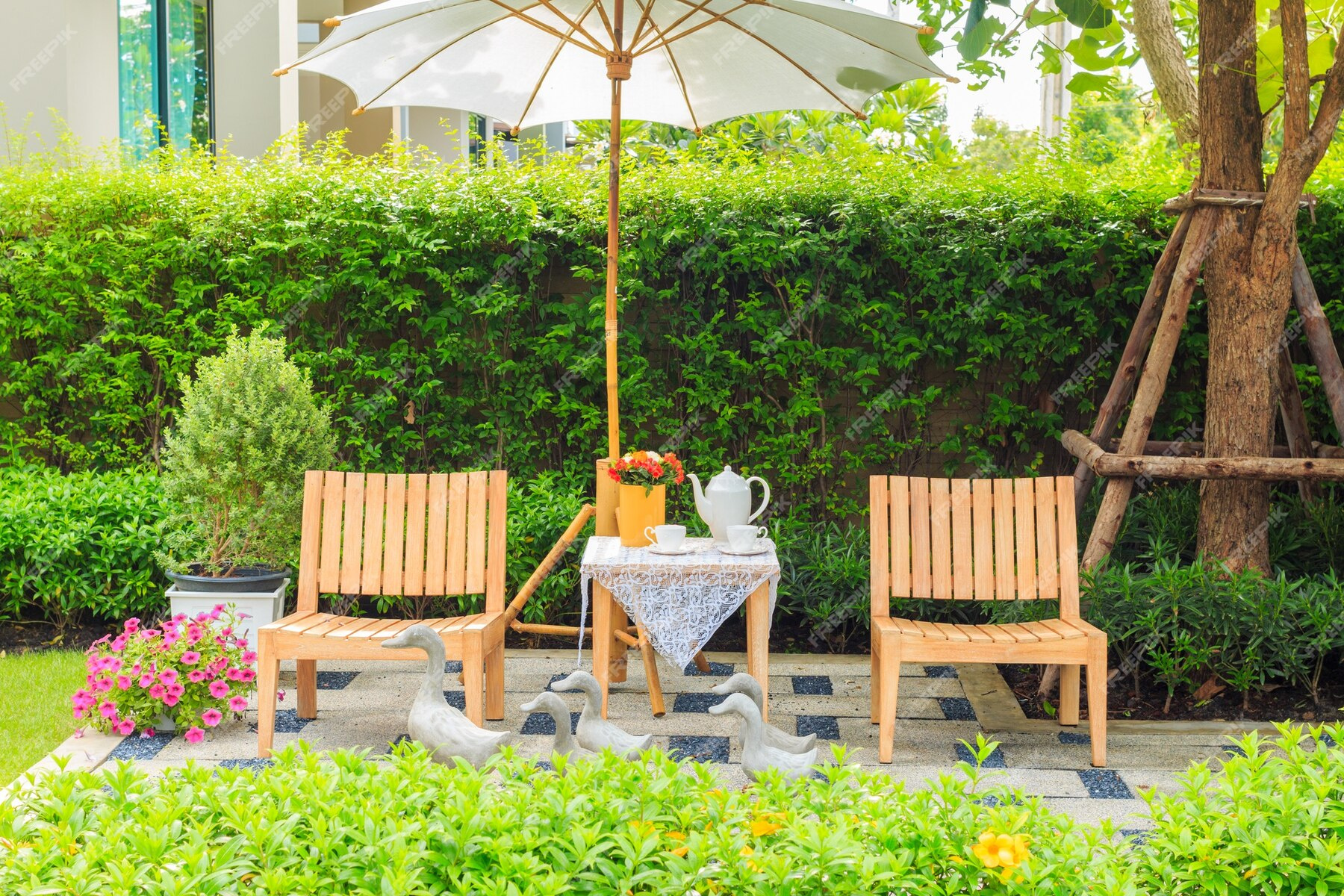 Appartement 3 pièces en rez de jardin avec terrasse et parki