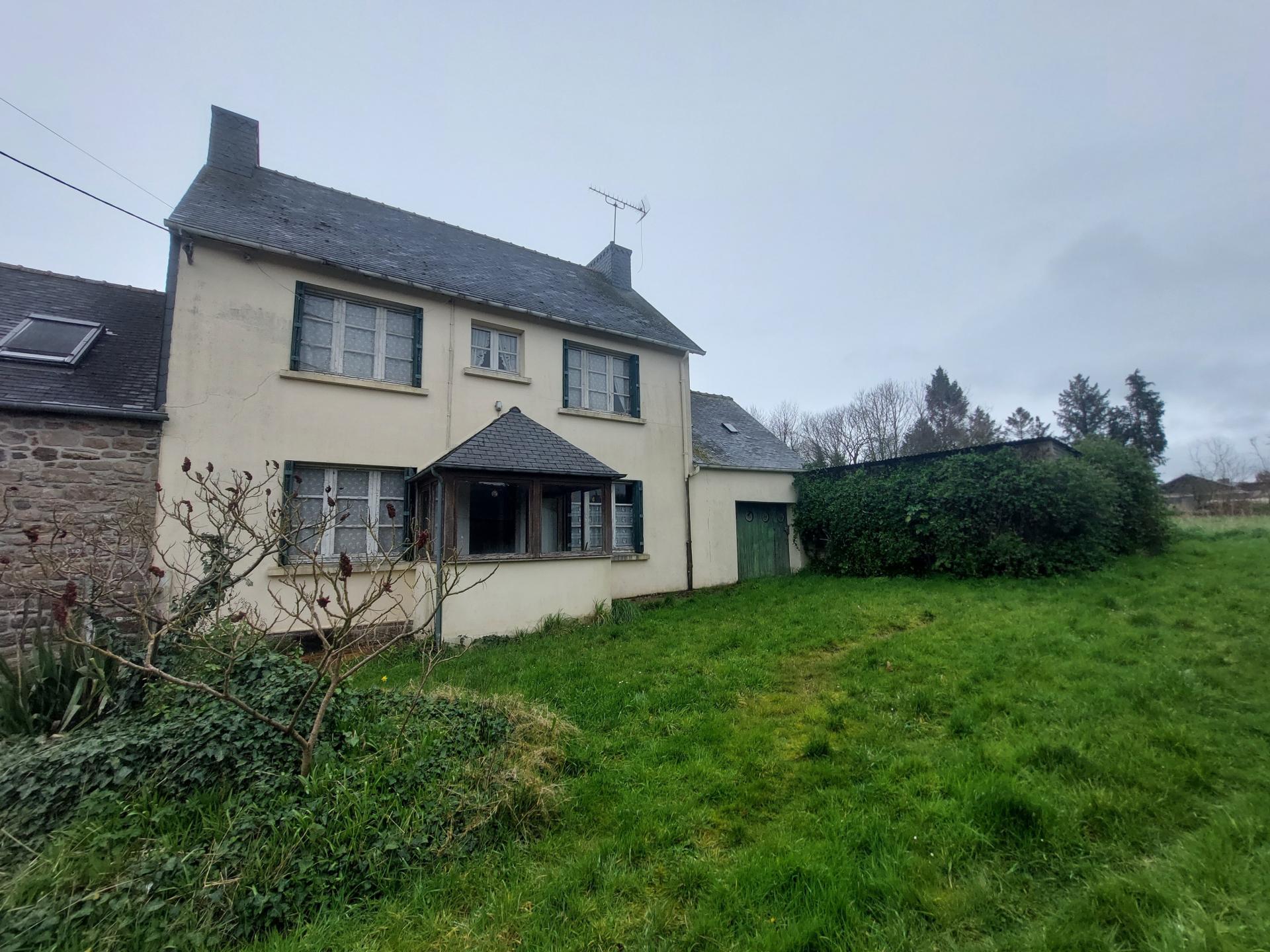 Maison à rénover - Coeur de bourg - 1600m² de terrain