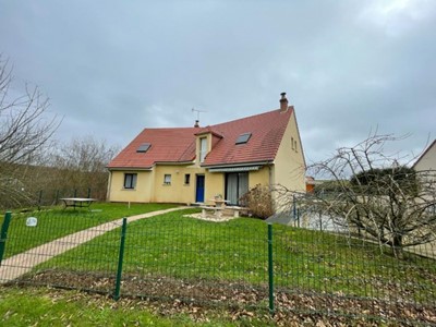 Maison 8 pièces 183 m²