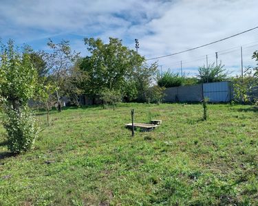 Terrain constructible env. 1000m2