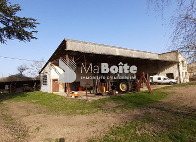 Local commercial 476 m²